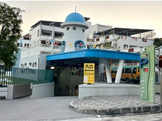 鼓山國小地下停車場
