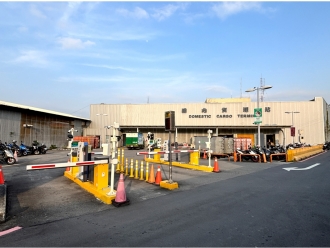 台北市松山機場第七停車場