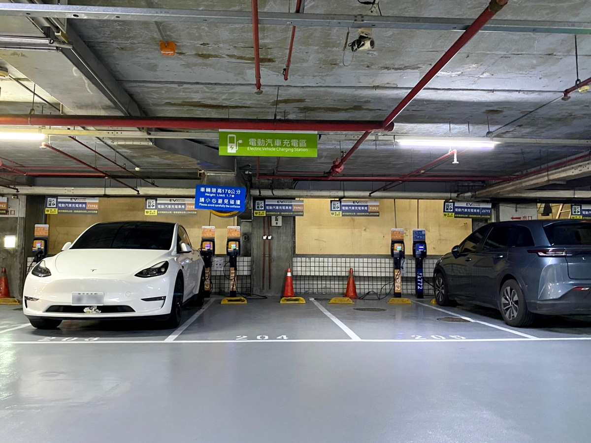 文化中心地下停車場