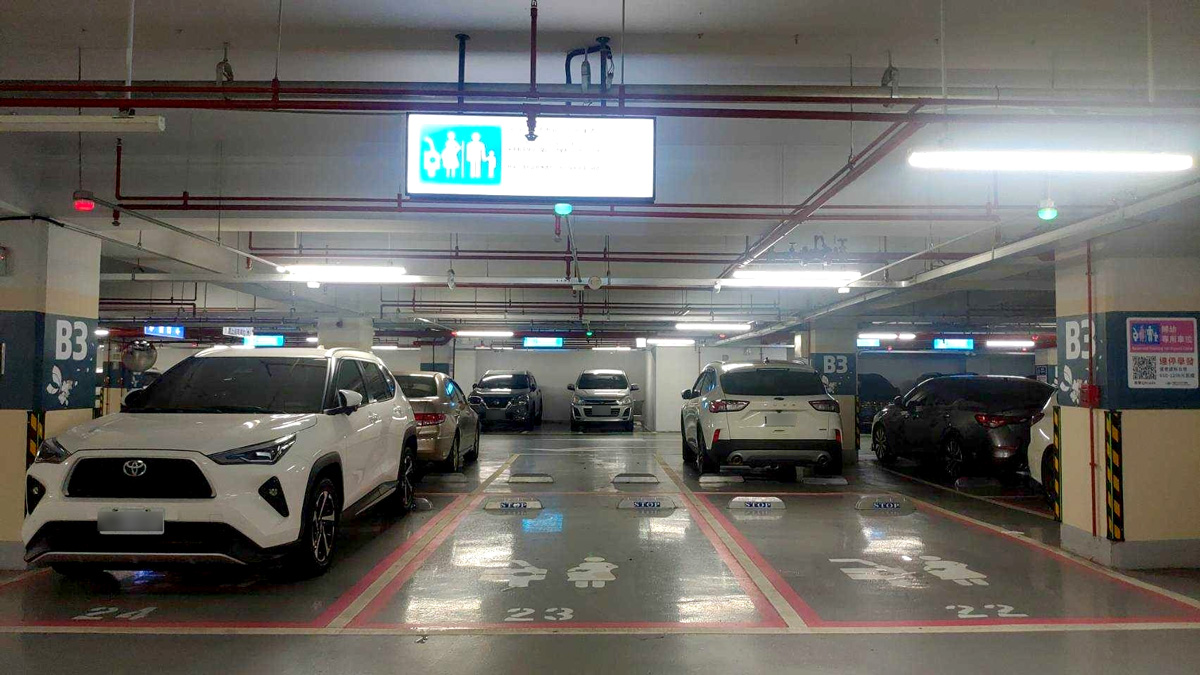 桃園大有立體暨殯葬園區停車場