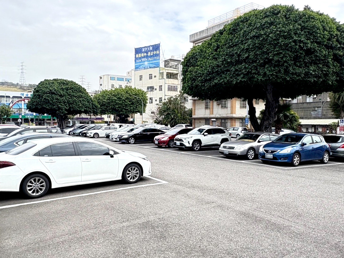 牛罵頭停車場