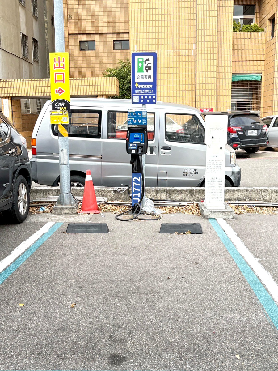 牛罵頭停車場