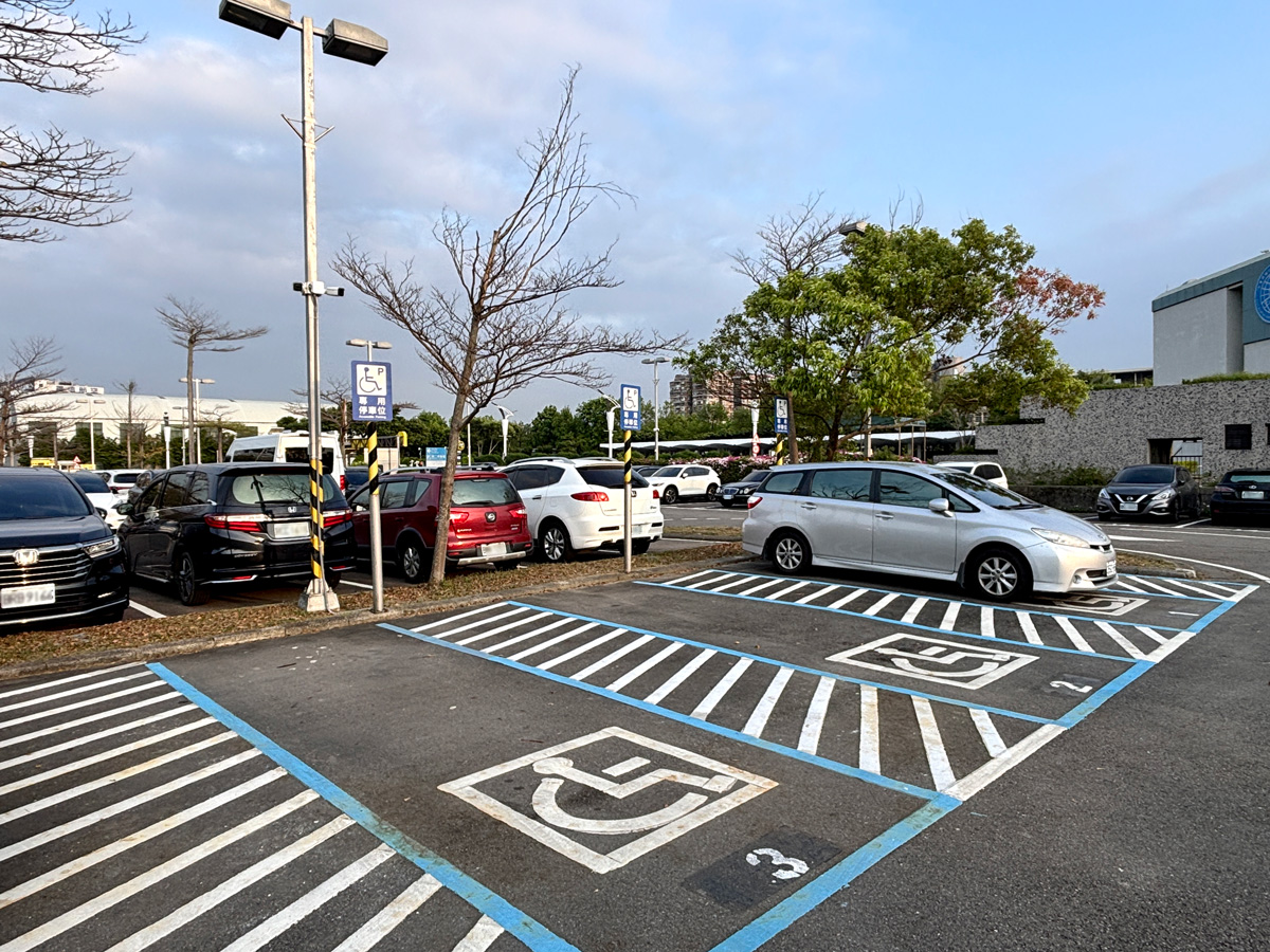 松山機場第二停車場