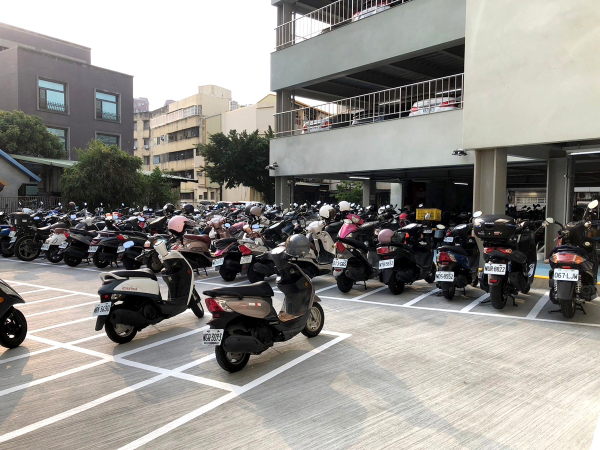 彰基磐石立體停車場
