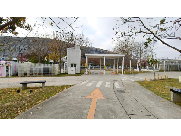 台中中央公園北側停車場