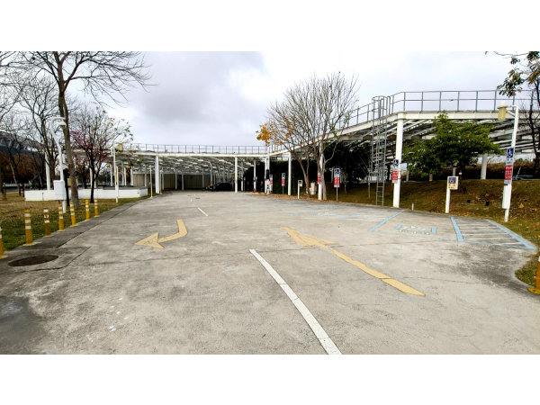 台中中央公園北側停車場