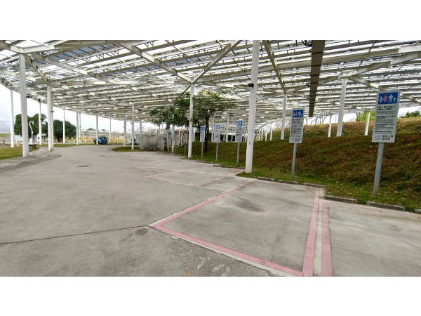 台中中央公園北側停車場