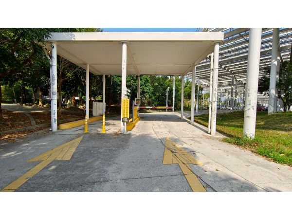 台中中央公園南側停車場