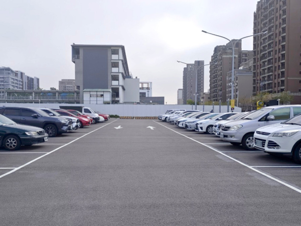 台中文修停車場