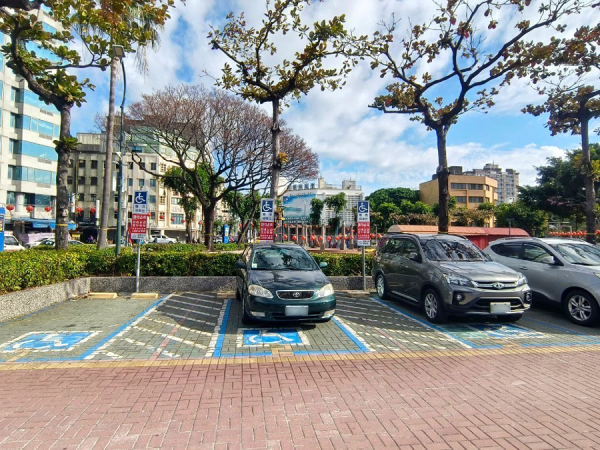 台中中華停車場