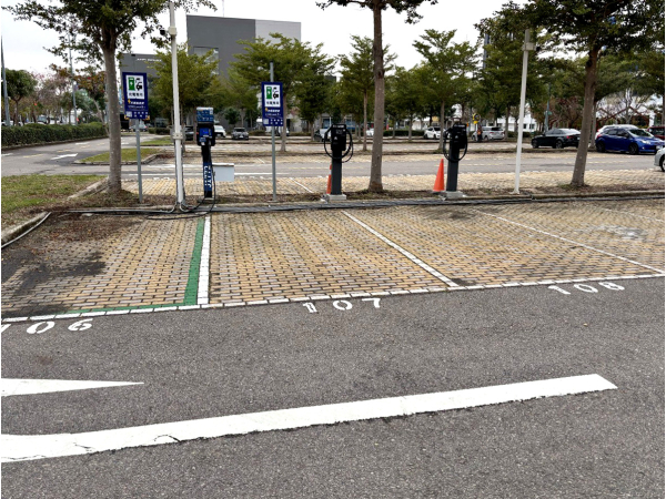 台中新厝停車場