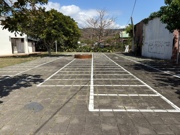 墾丁停18機車平面停車場