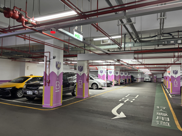 板橋國中地下停車場