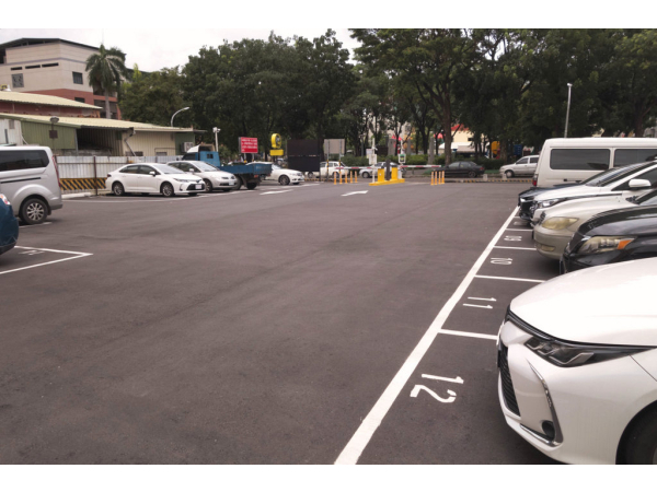 高雄瑞福A停車場