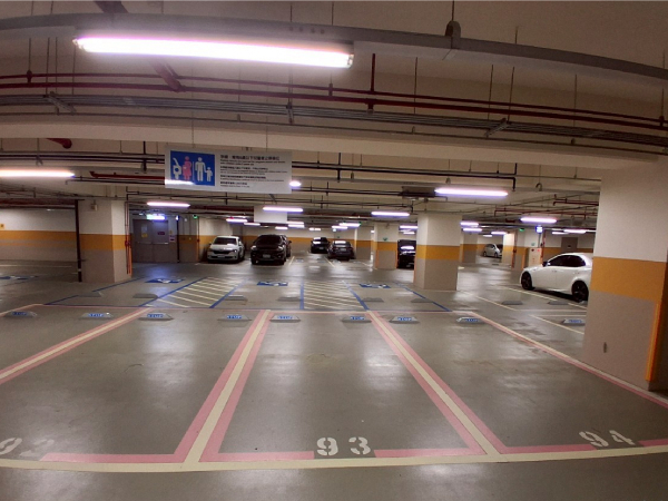 臺大癌醫中心分院停車場婦幼車位