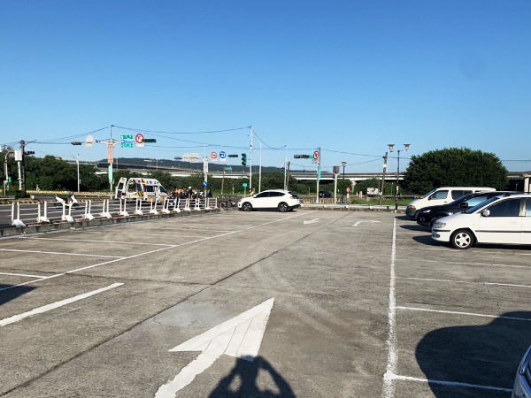 五股木球停車場