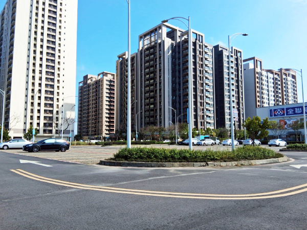 台中四維停車場