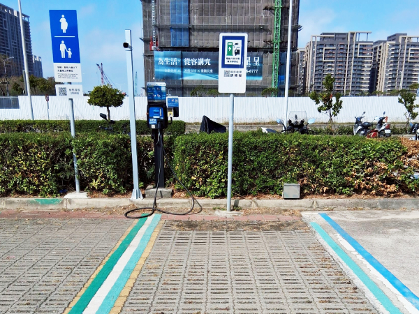 台中四維停車場